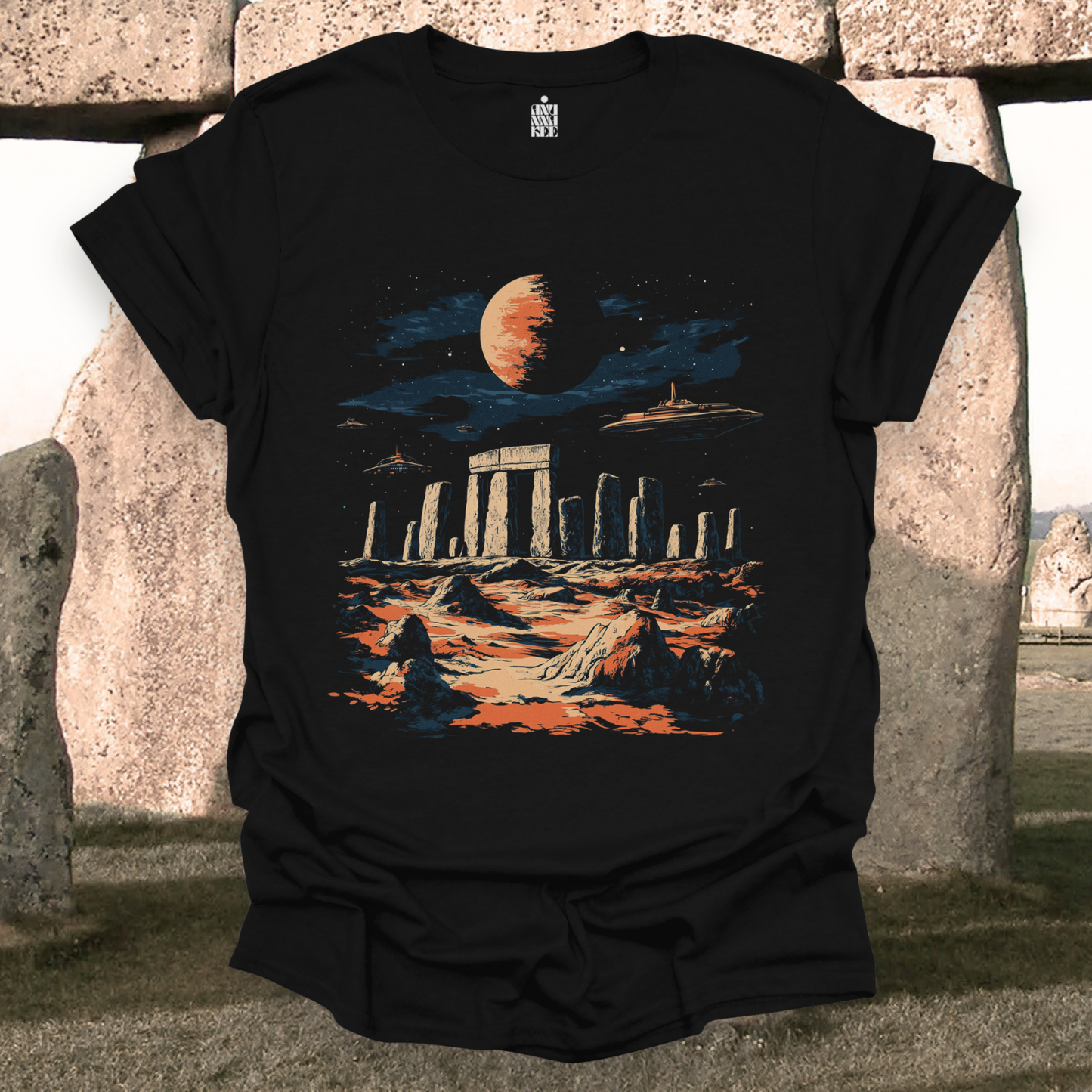 STONEHENGE II. GRAPHIC TEE